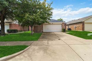 6717 Waterhill Ln - Photo 1 of 1