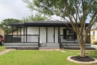 1115 W 4th St - Photo 1 of 1