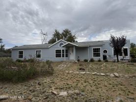 2490 W Glenshandra Dr - Photo 1 of 1