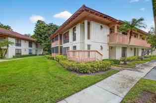 134 Brackenwood Rd - Photo 1 of 1