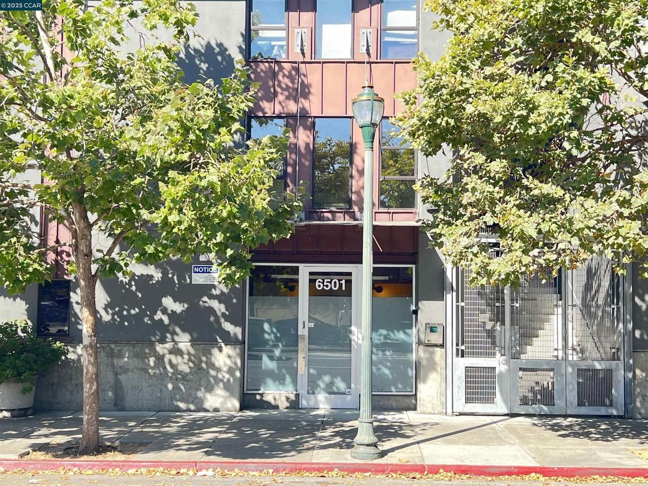 6501 San Pablo Avenue #203