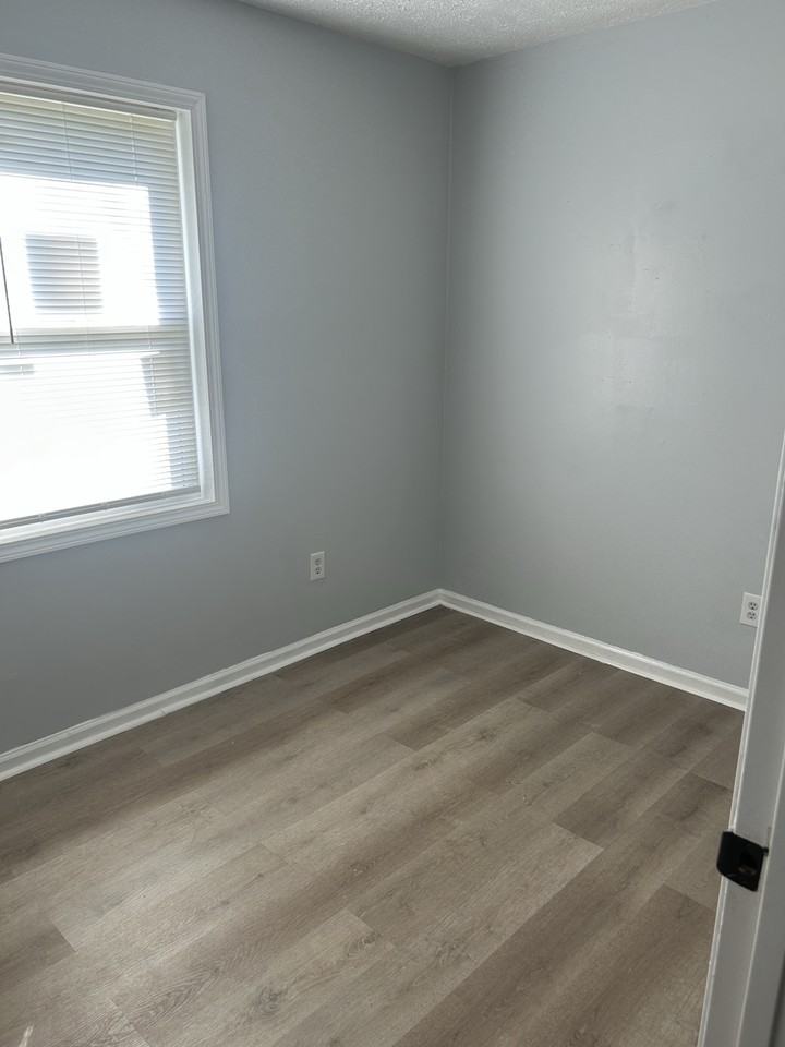 209 apt B ADDISON ST JOHNSTON SC 29832 Addison St - Photo 6 of 15