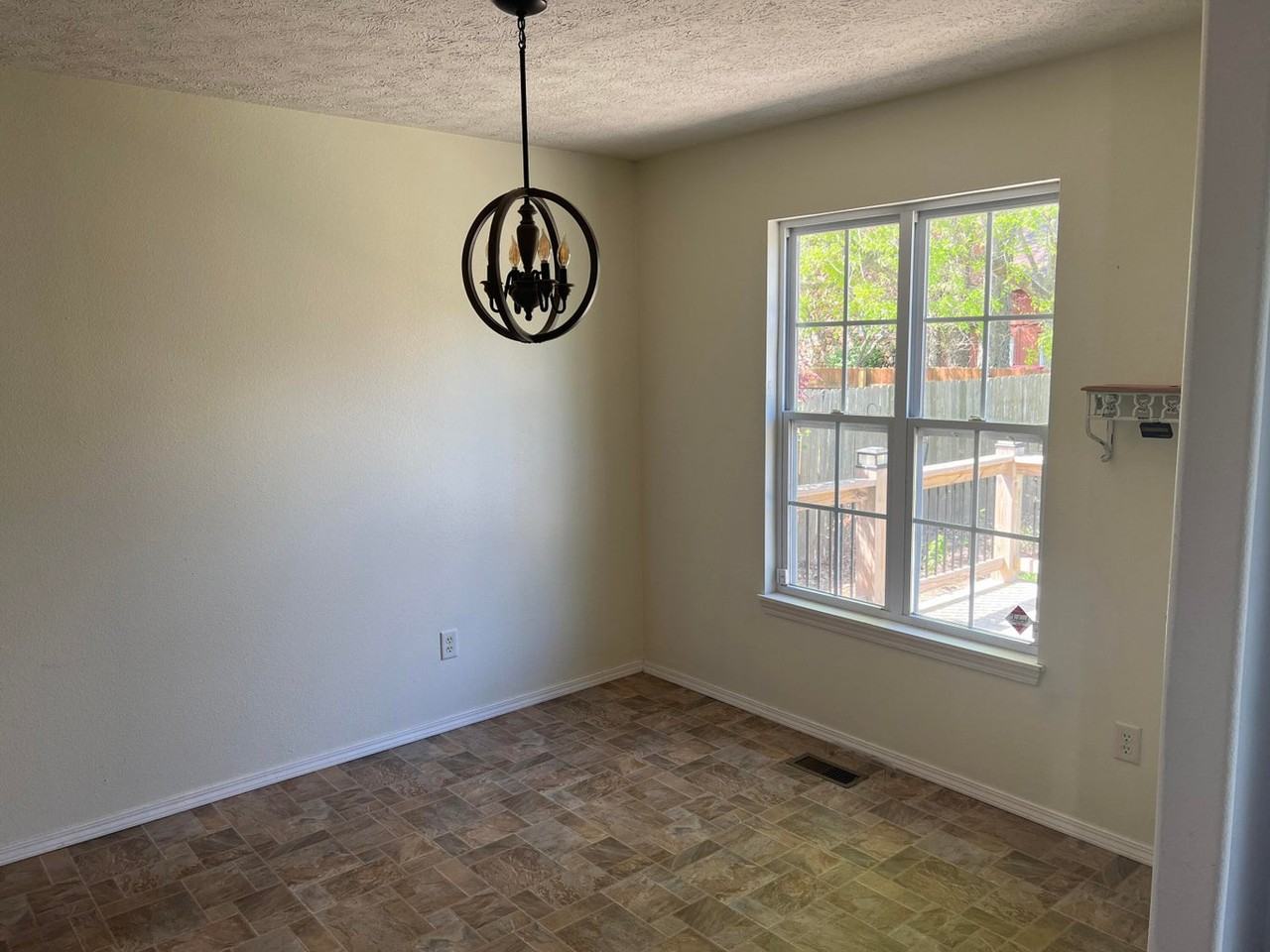 519 S Casa Grande Ave #519 - Photo 4 of 33
