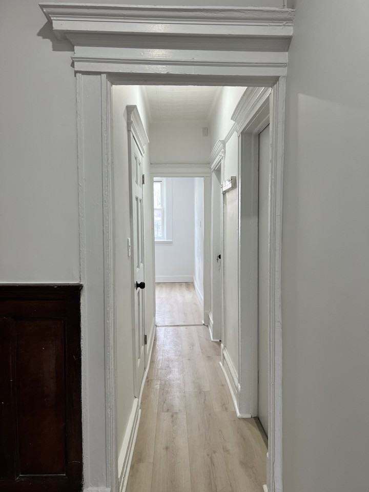 1098 Park Pl #2B - Photo 5 of 5