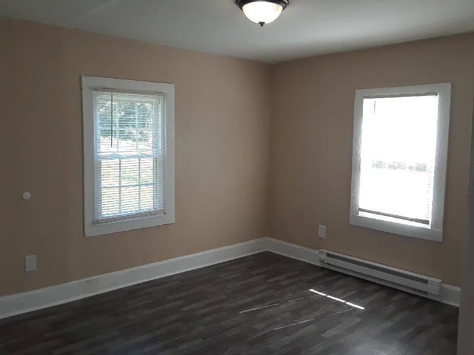 502 Mcgwigan St - Photo 3 of 10