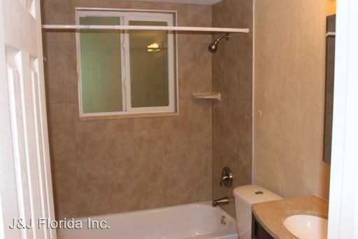 717 N Grandview Ave - Photo 3 of 8