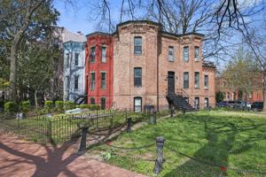 featured image of 820 N Carolina Ave Se #2