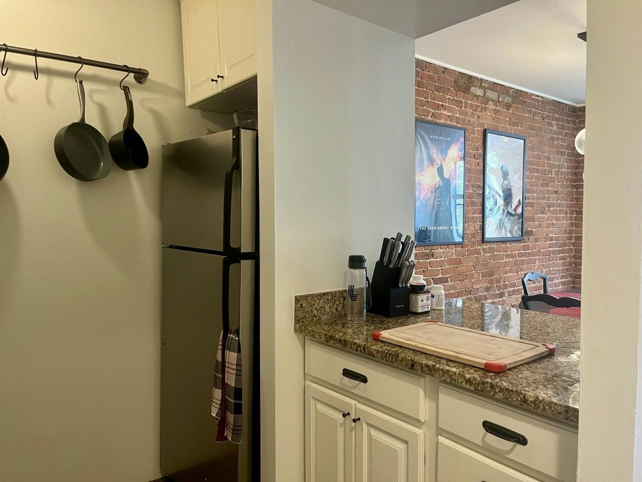 1222 Washington St #3N - Photo 6 of 9