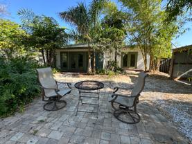 1648 Maravilla Ave - Photo 1 of 1