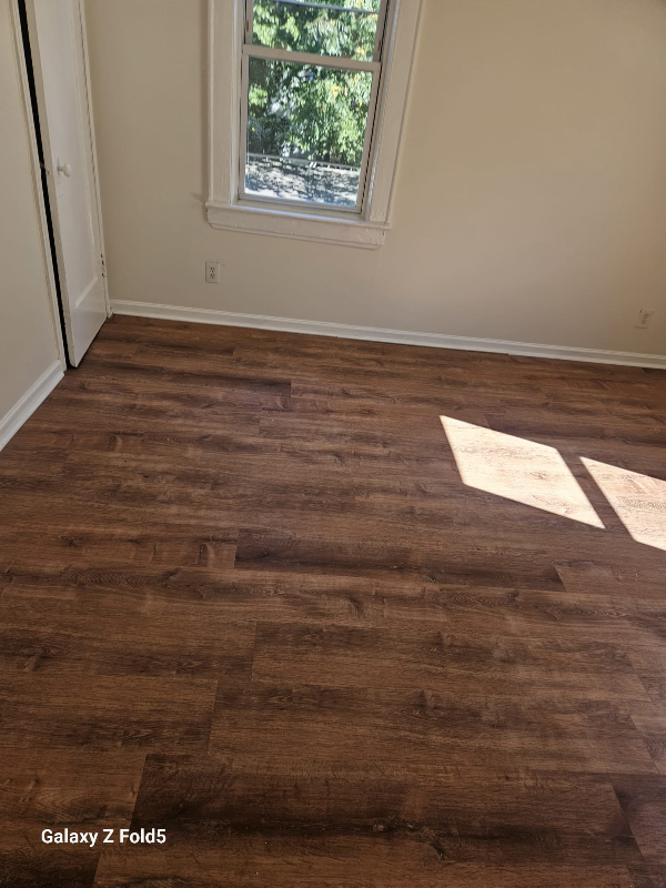 424 Leslie Street #2 - Photo 4 of 12