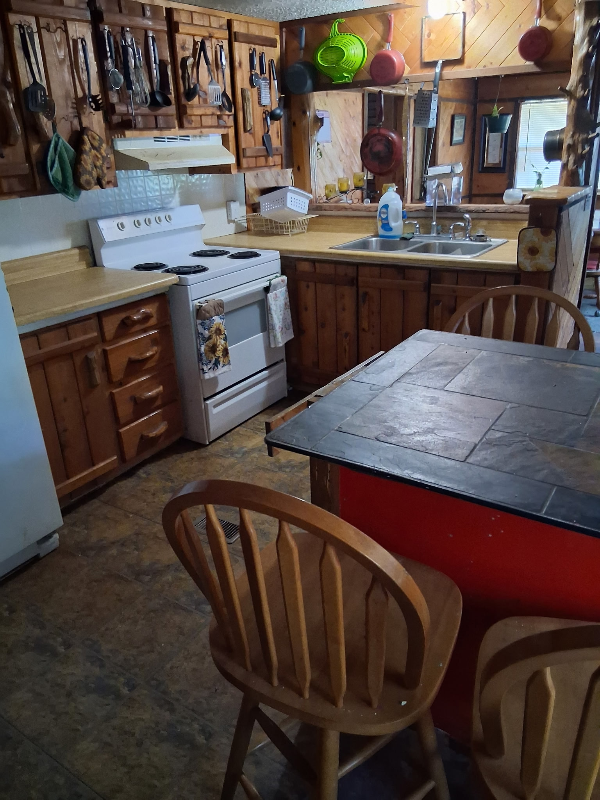 1053 Flint Ln #A - Photo 2 of 12