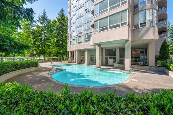 9603 Manchester Drive #1402 - Photo 6 of 9