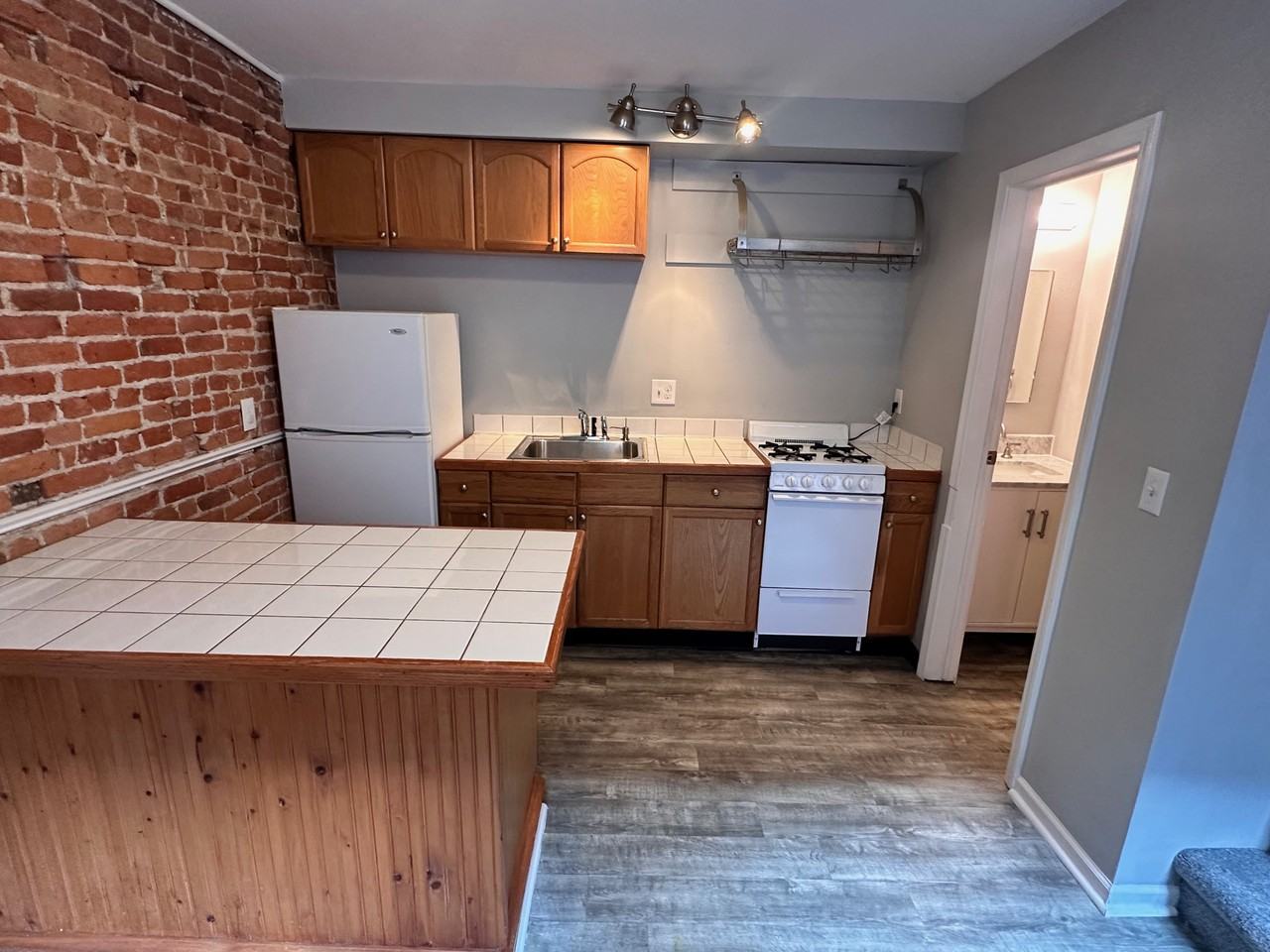 144 Cottage St #REAR - Photo 2 of 18