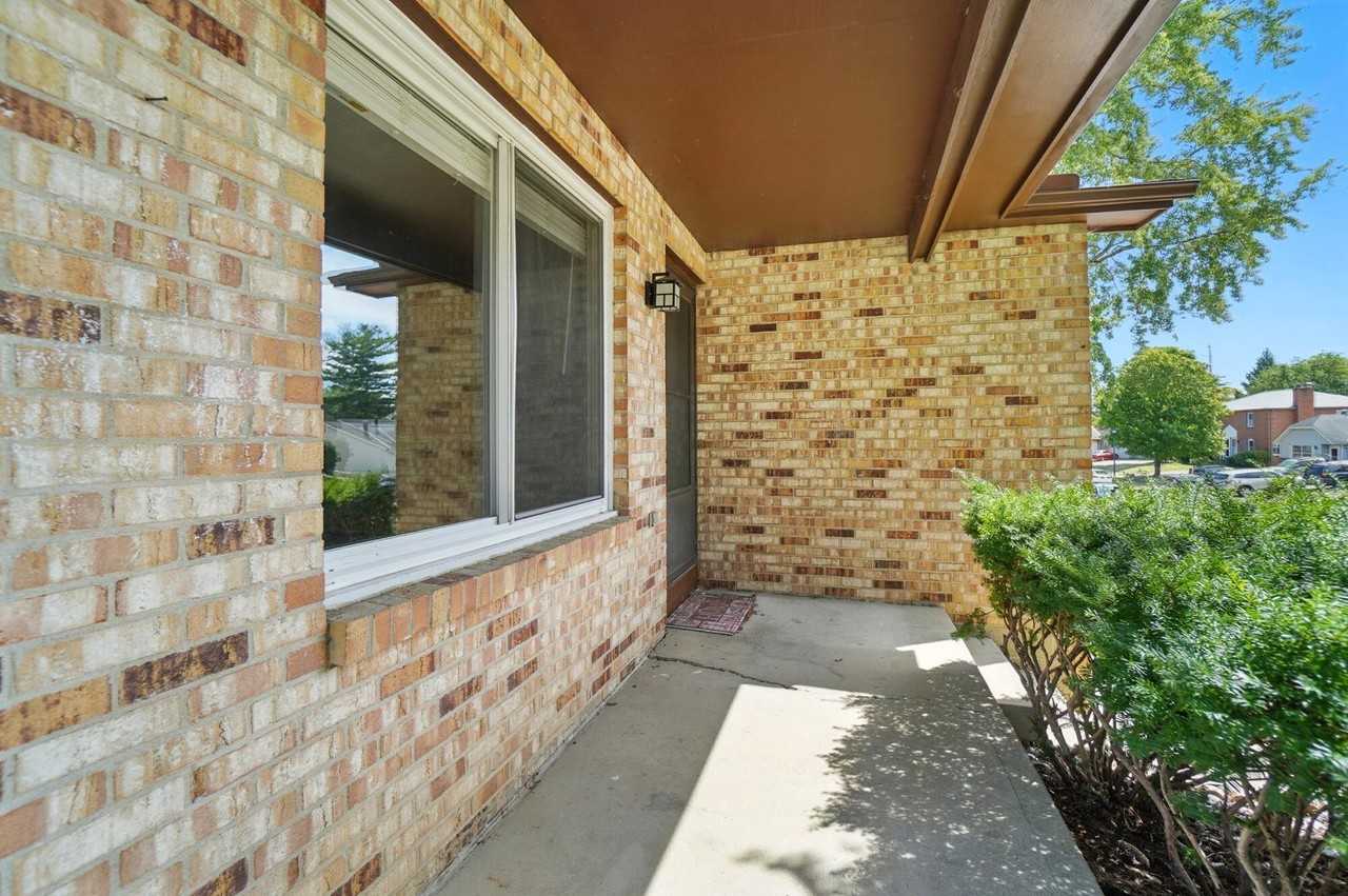 5 Keene Drive - Photo 2 of 29