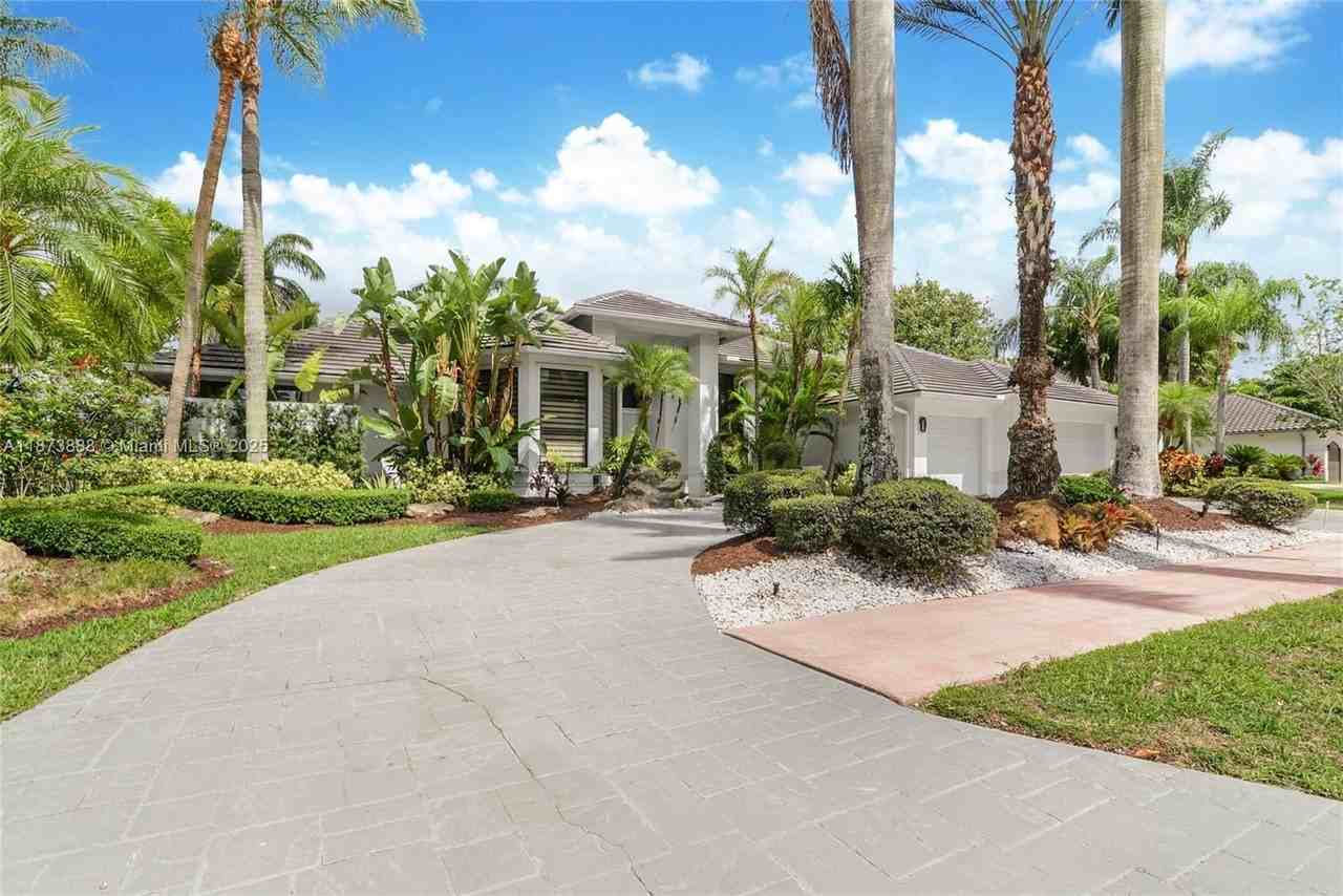 3041 Birkdale - Photo 4 of 21