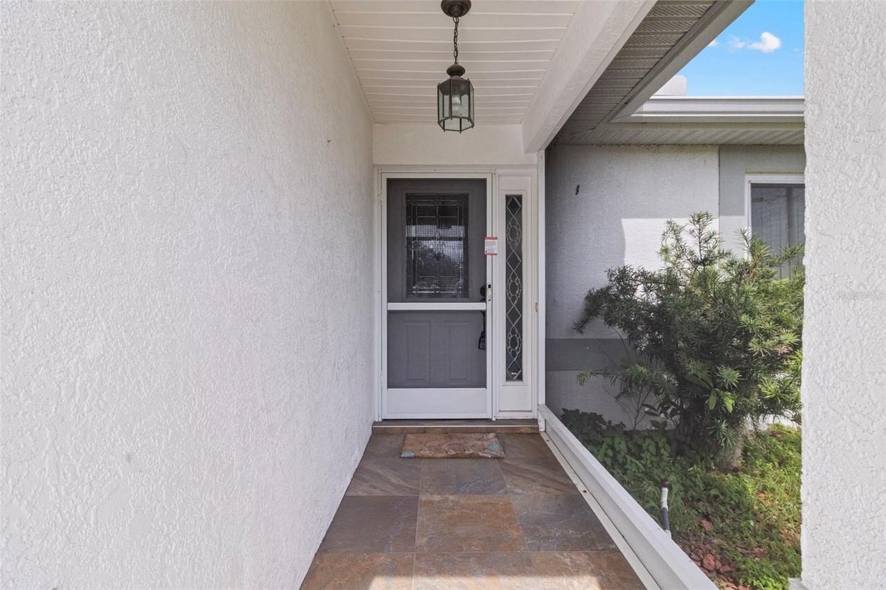 6460 Blueberry Dr - Photo 6 of 50