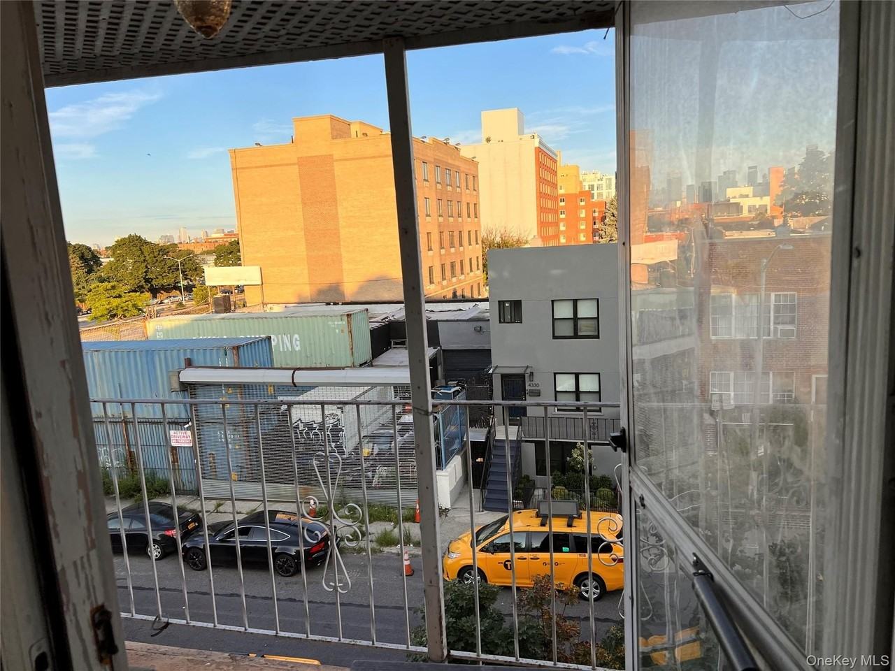 4327A 54th St #3rdFL - Photo 6 of 8