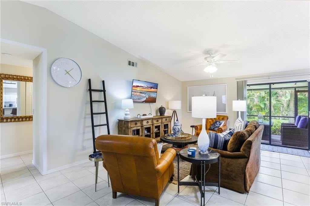 633 91st Ave N - Photo 7 of 25