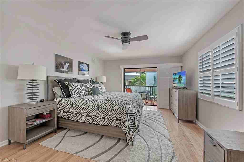 722 10th Ave S #A201 - Photo 2 of 19