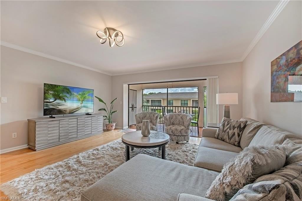 722 10th Ave S #A201 - Photo 6 of 19