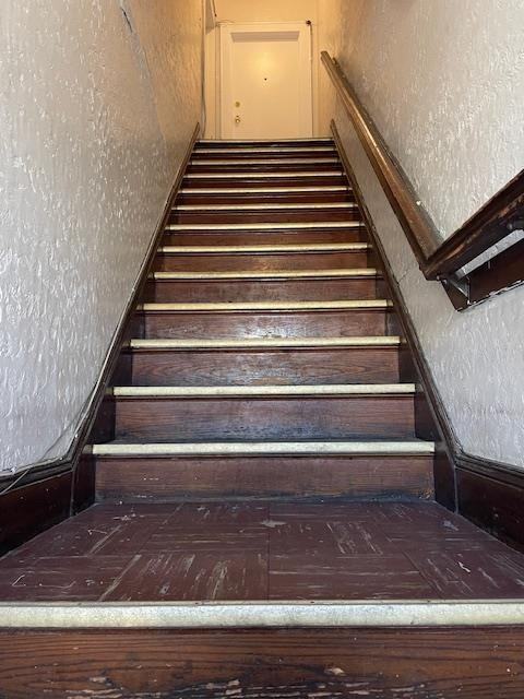 523 Moonachie Ave ##2r - Photo 2 of 7