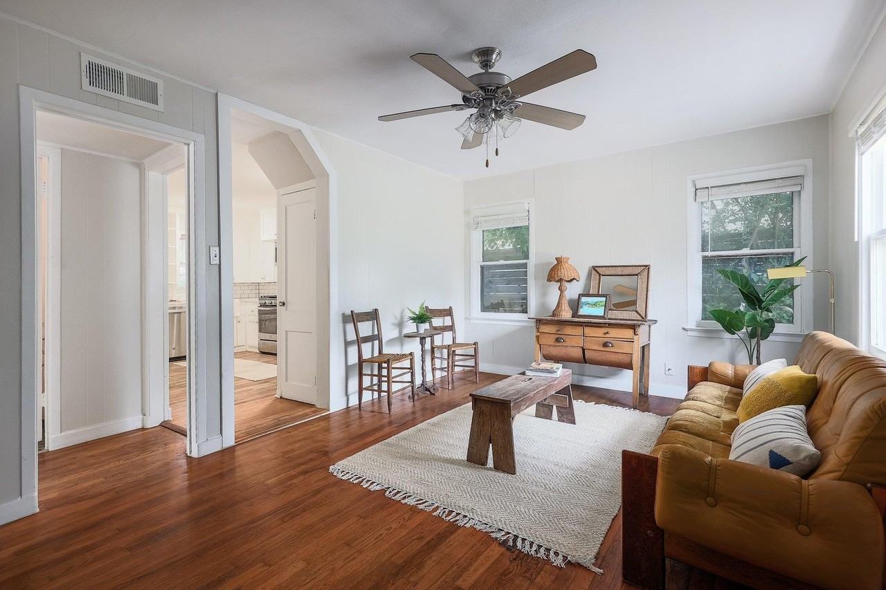 5008 Duval Street - Photo 2 of 18