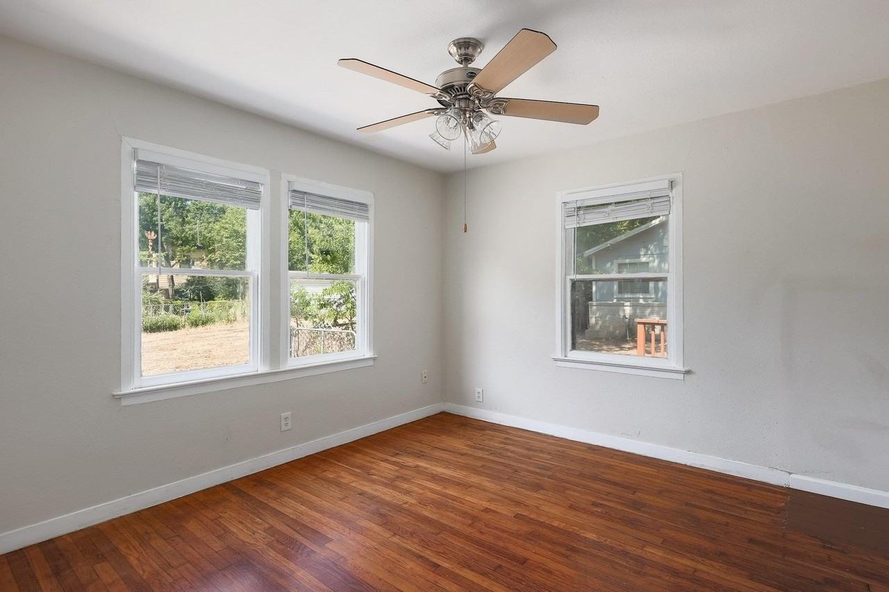 5008 Duval Street - Photo 7 of 18