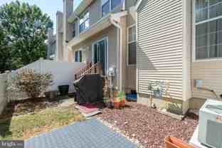 802 Yarrow Cir - Photo 1 of 1