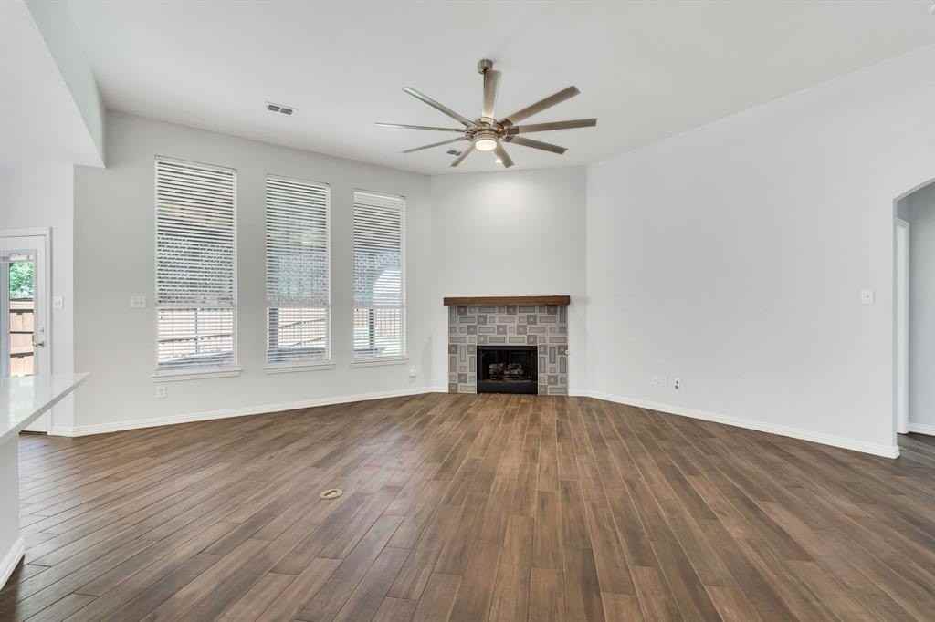 1310 Blairwood Dr - Photo 7 of 36