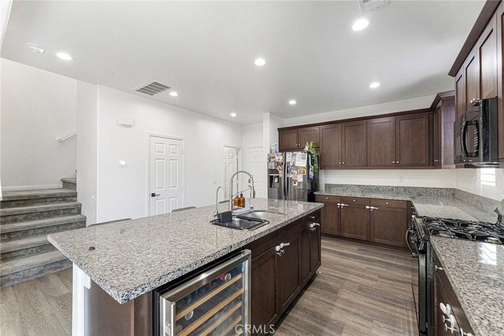 4997 Adera St - Photo 7 of 30