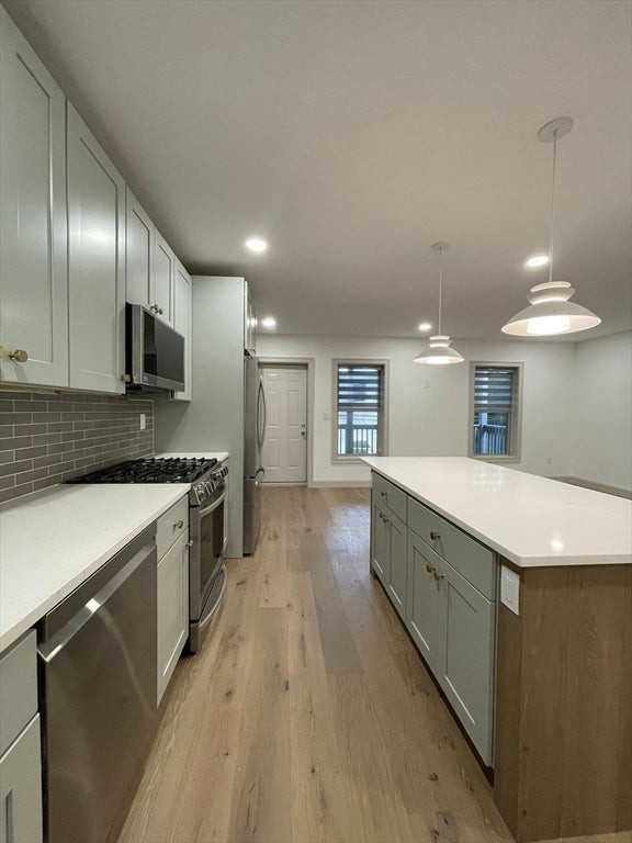 43 Saxton St - Photo 5 of 27