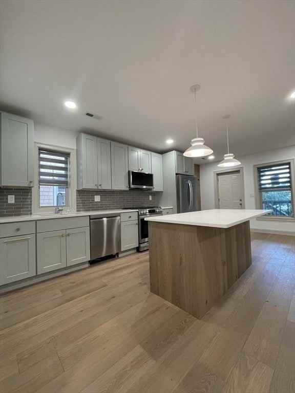 43 Saxton St - Photo 6 of 27