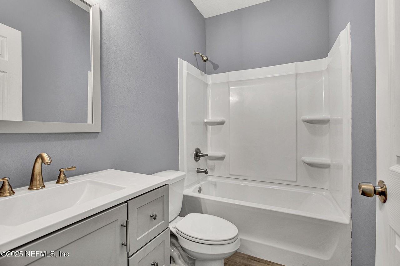 6703 Bakersfield Dr - Photo 5 of 16