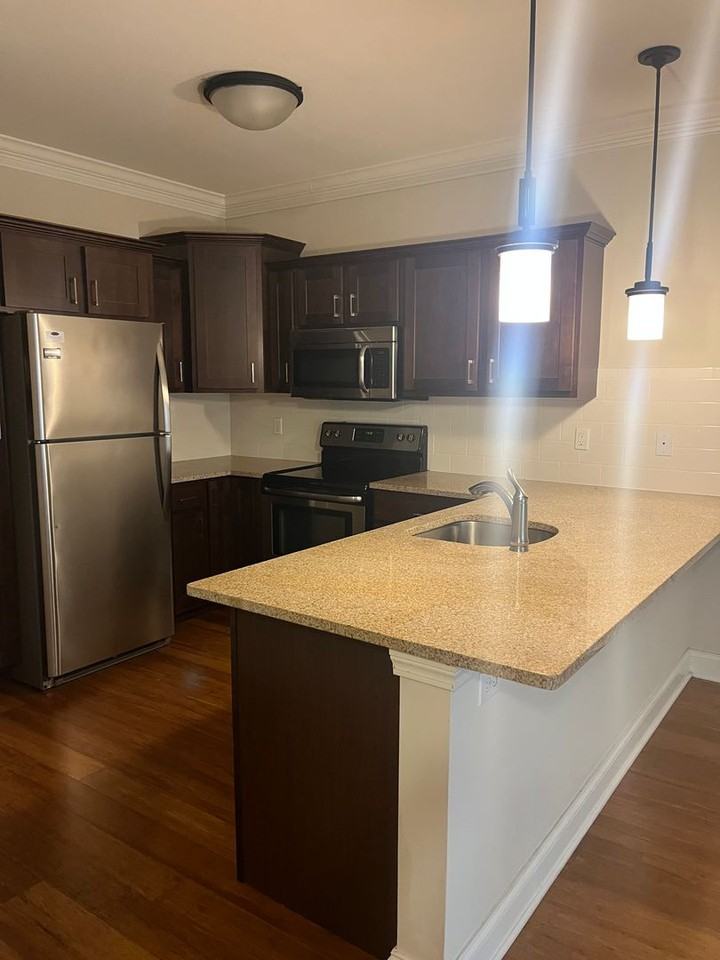 964 - Park Place Town Center - Photo 2 of 17