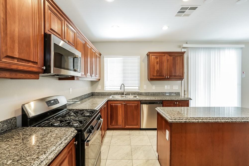 196 Broken Putter Way - Photo 6 of 17