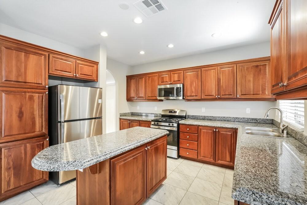 196 Broken Putter Way - Photo 7 of 17