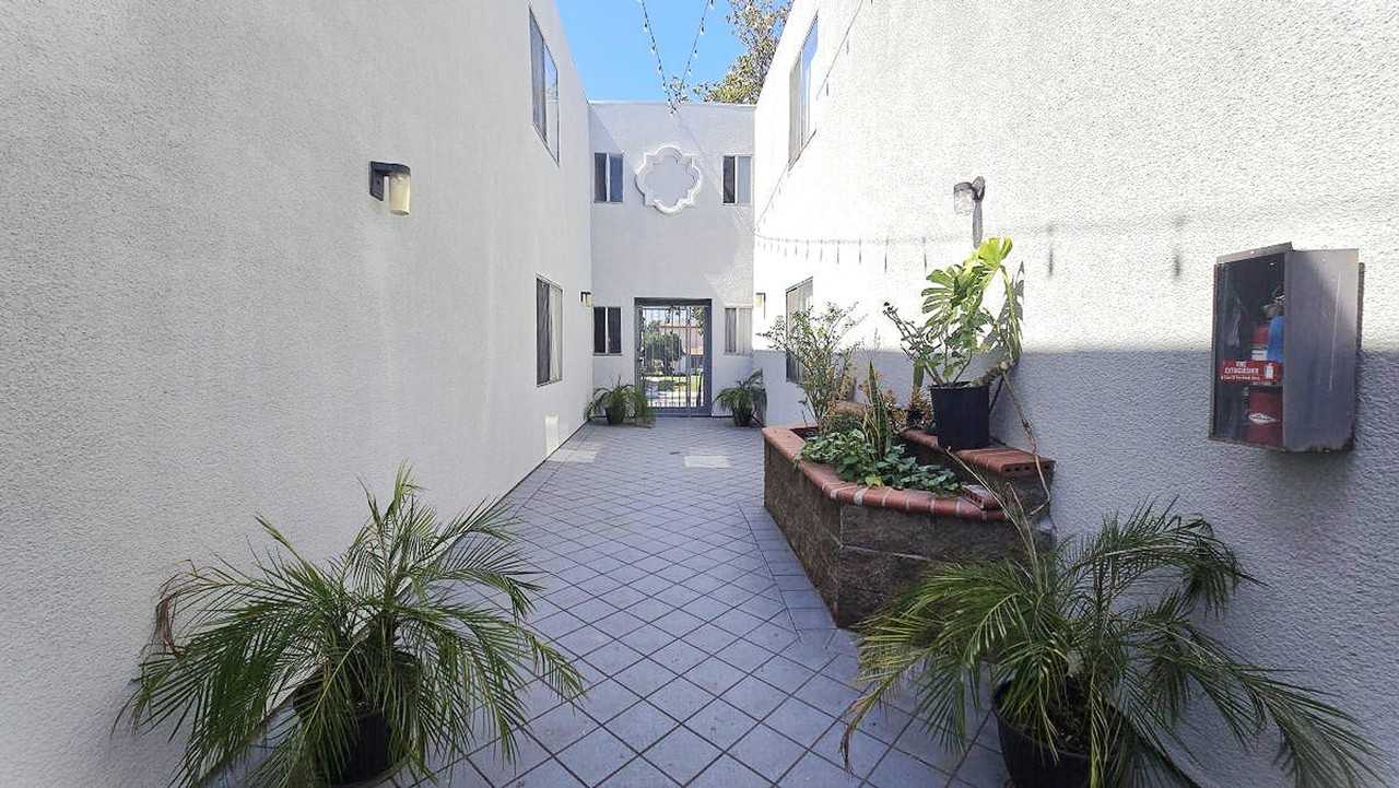 Panorama Villas - Photo 3 of 10