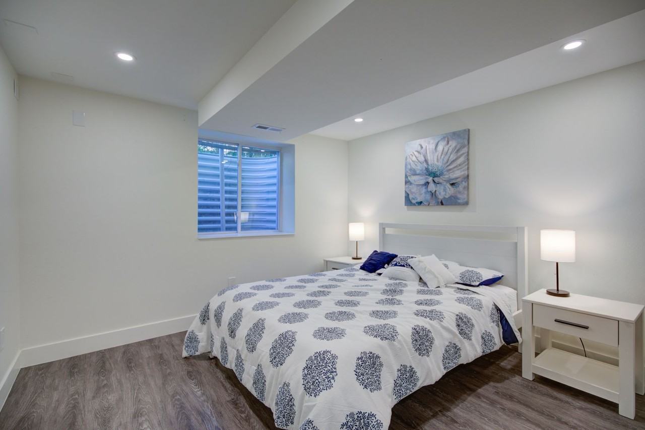 1115 Hancock Dr - Photo 7 of 13