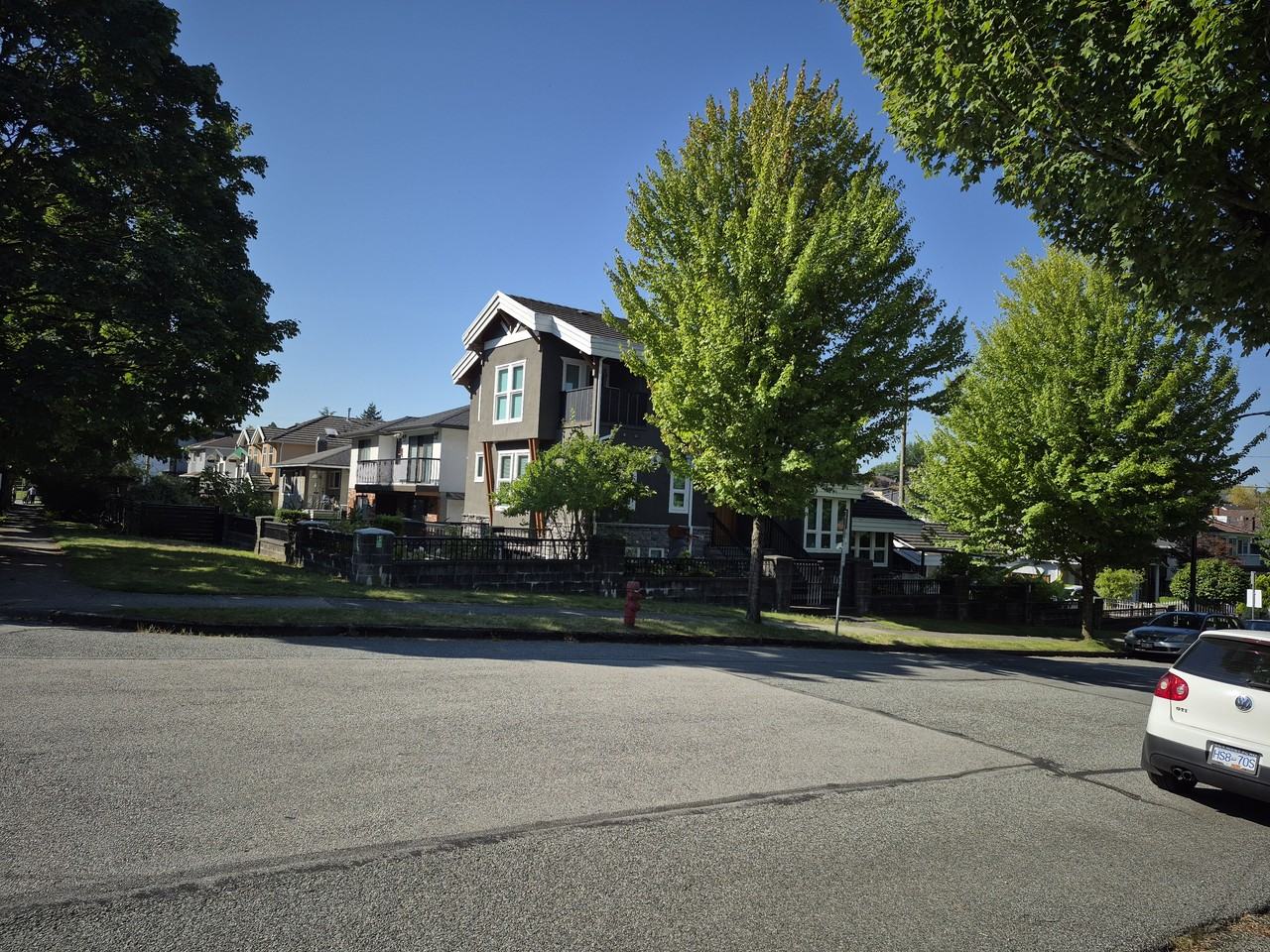 3088 Venables Street #BSMT - Photo 2 of 23