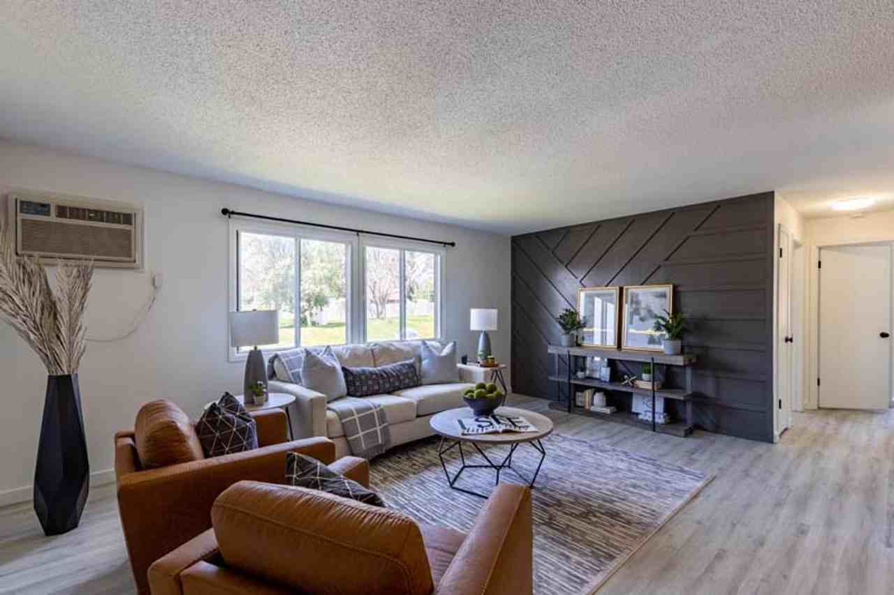 The Oaks - Photo 5 of 15