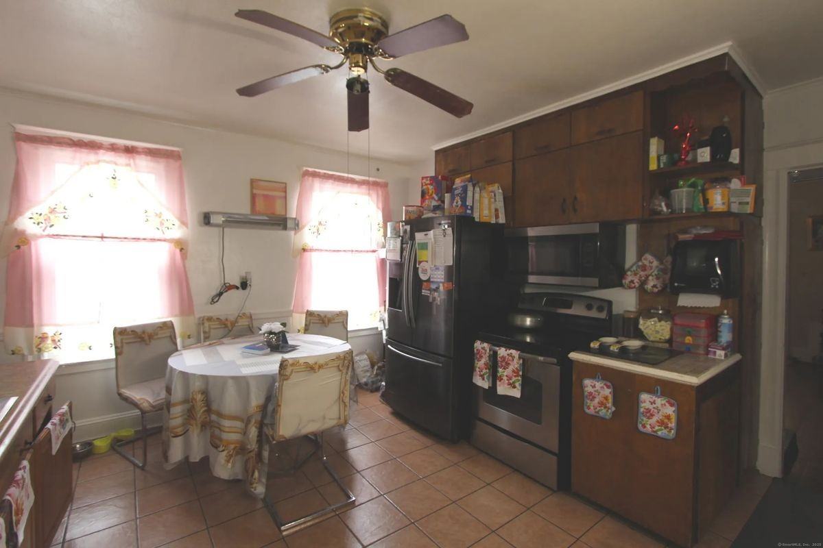 64 Rowe Ave ##2 - Photo 6 of 10