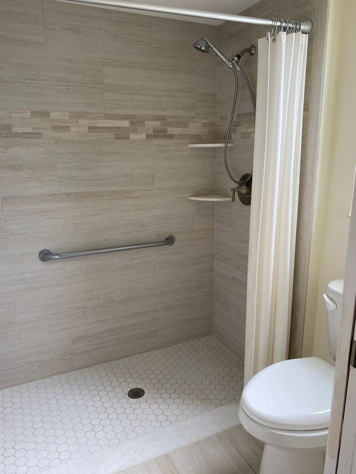 2334 Palm Springs Ct - Photo 3 of 16