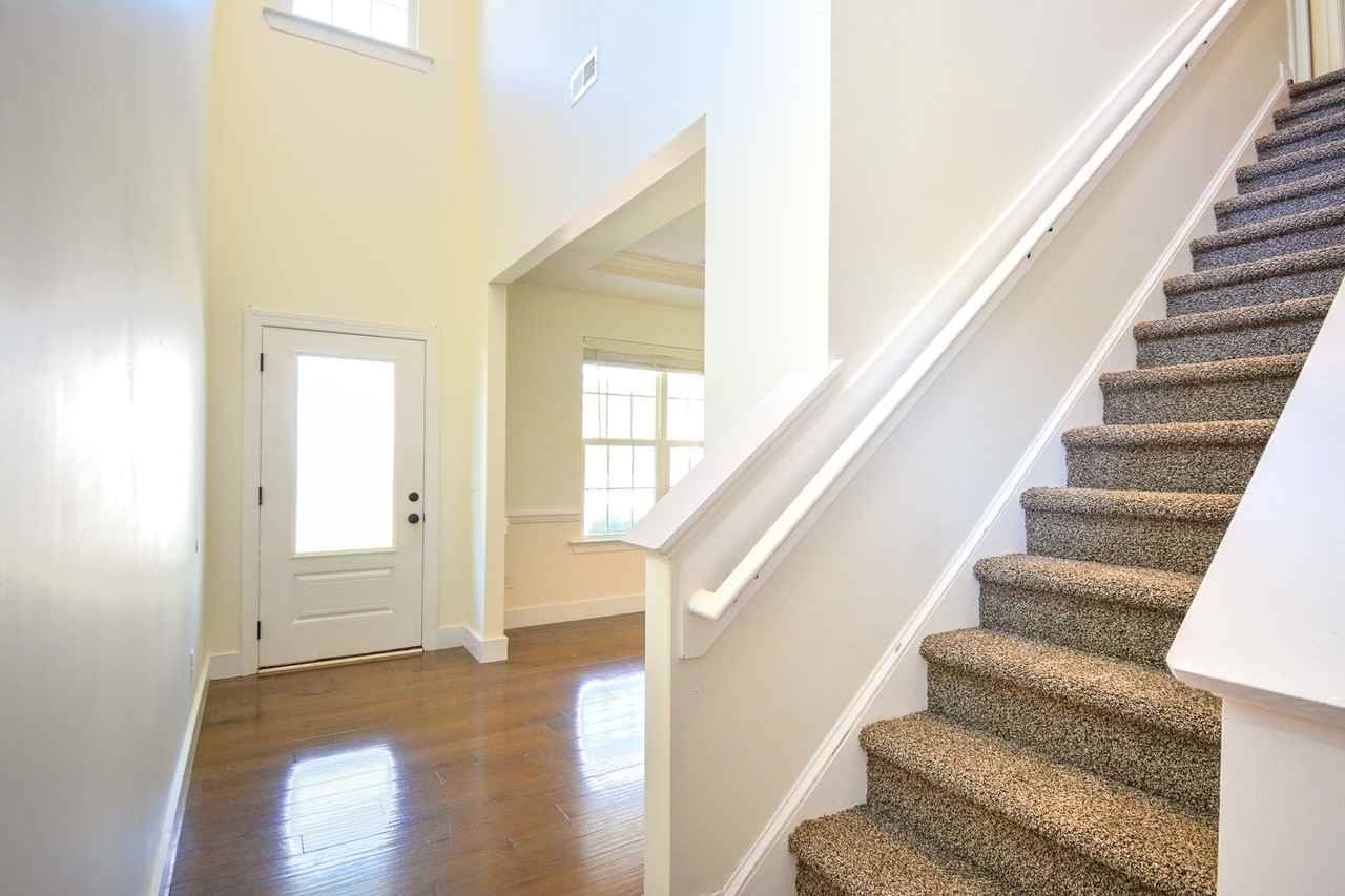 360 W Goldeneye Ln - Photo 6 of 27