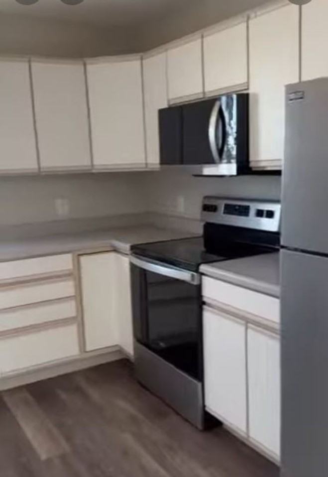 Redstone Group - 1103 W. Park - Photo 2 of 13
