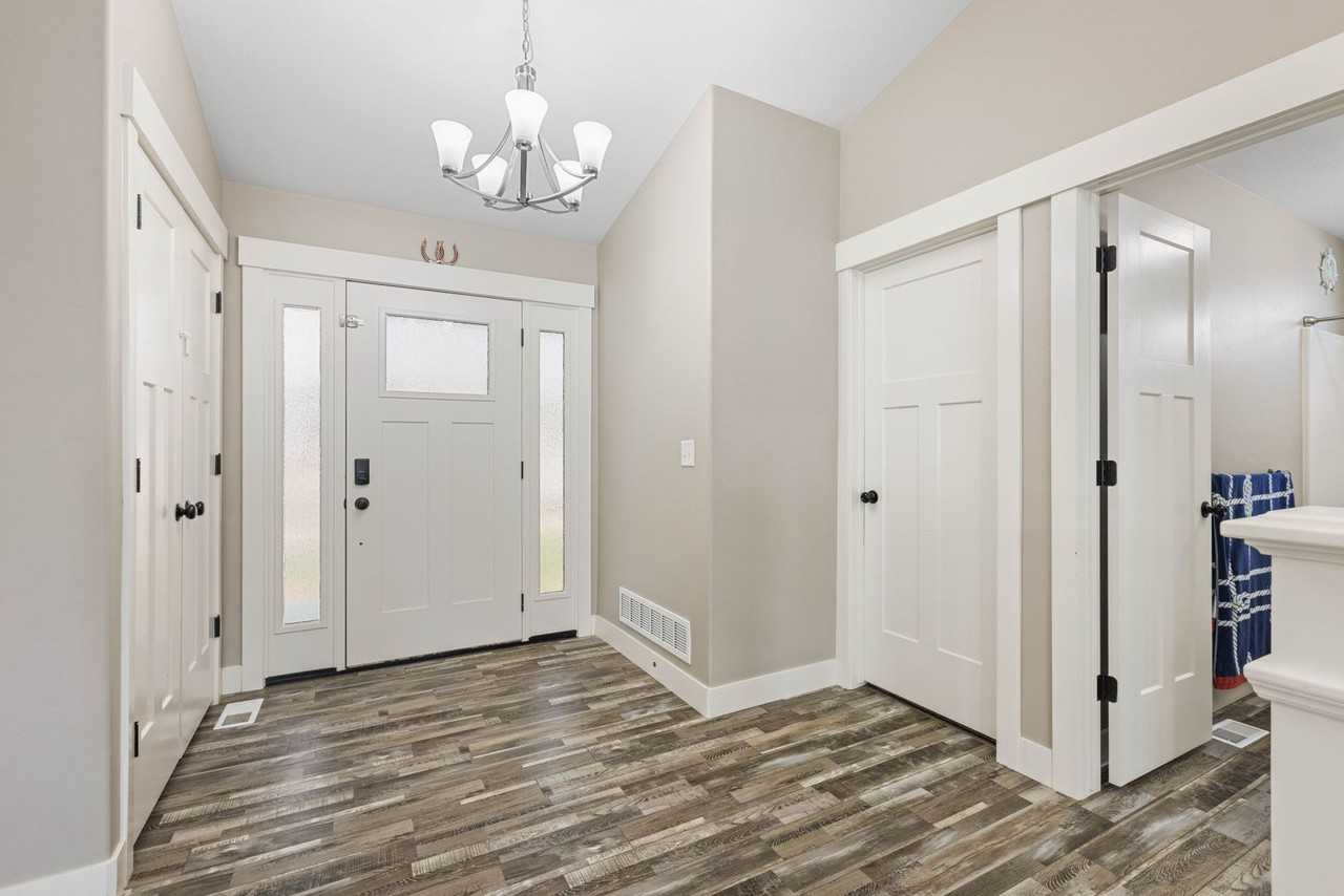 416 Franklin St - Photo 2 of 45