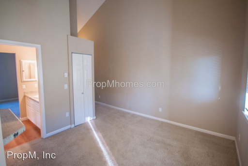 9977 SE Talbert St - Photo 3 of 12