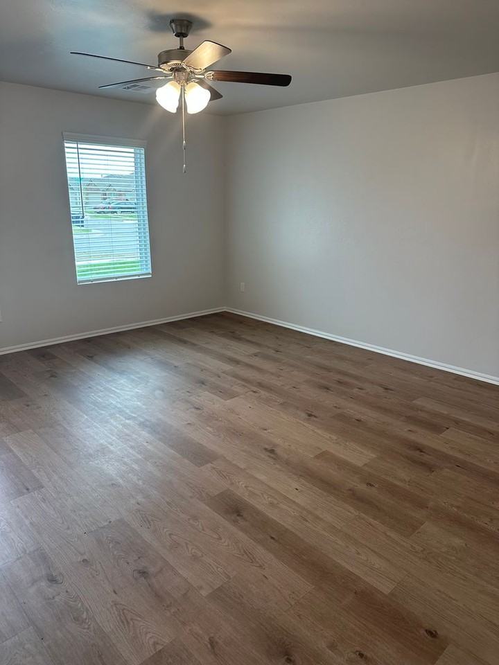 4200 Olivia St - Photo 6 of 22
