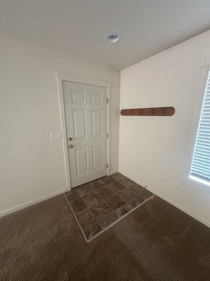 4211 Ne 135th Ave - Photo 3 of 26