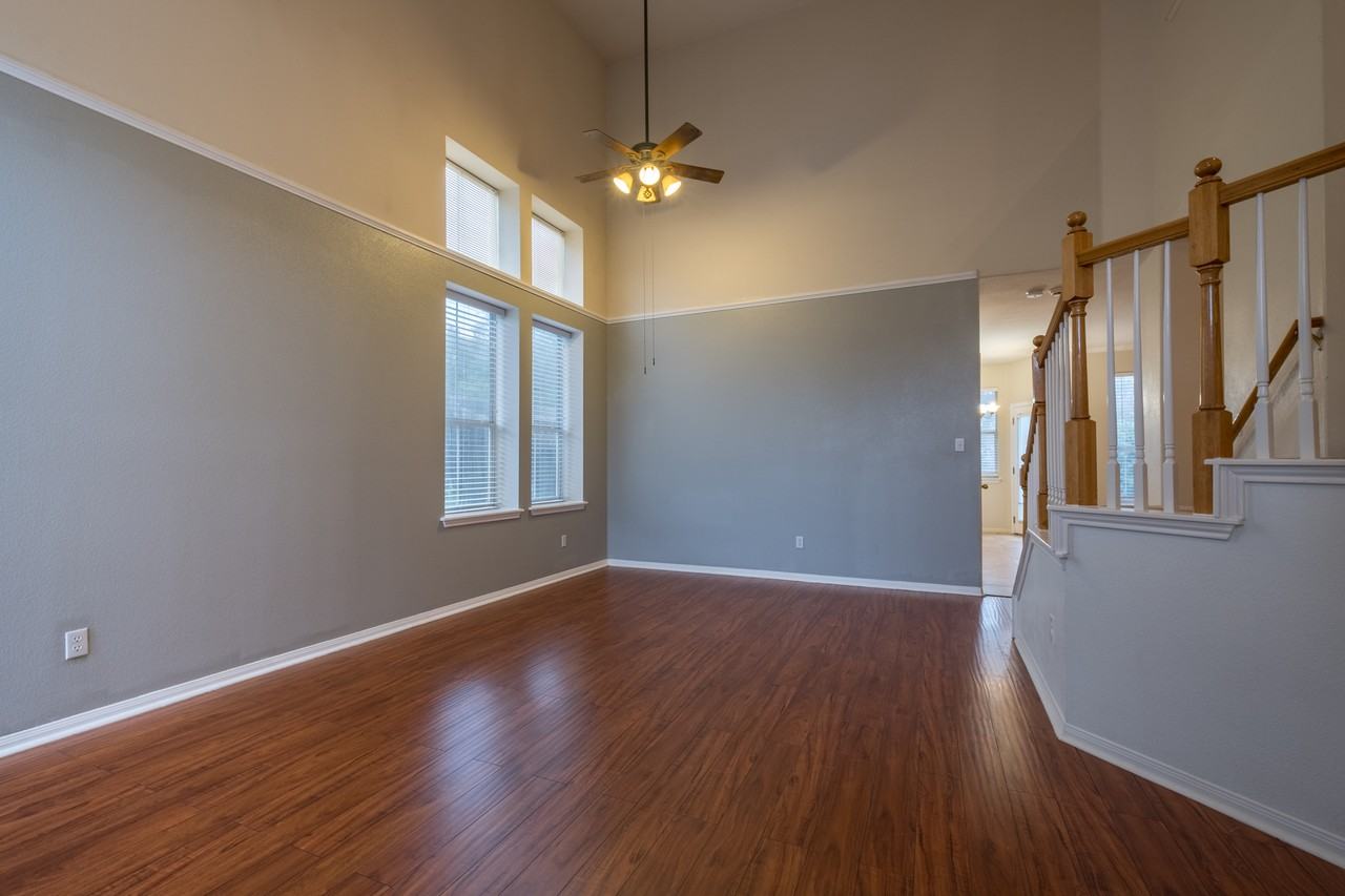 1121 Terra Street - Photo 2 of 39