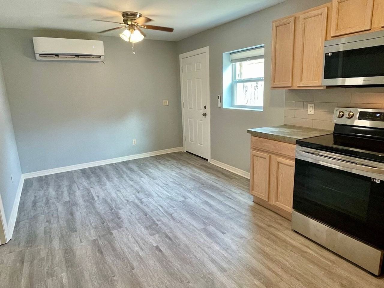 2405 2405 Harper Street  - Back House - Photo 2 of 9